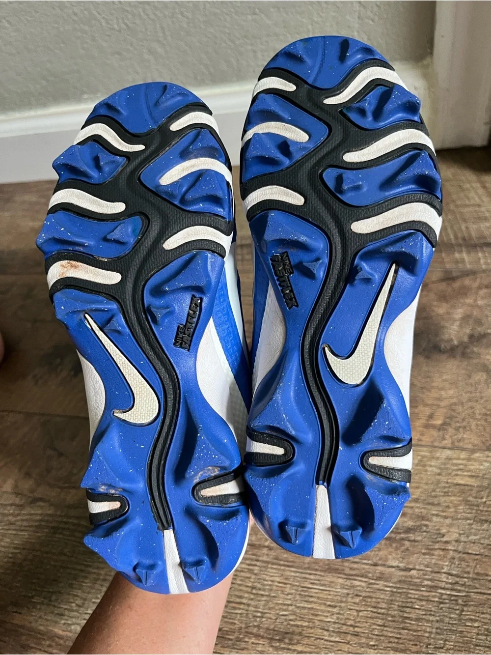 Nike Vapor Edge Shark 2 GS 'Hyper Royal' baseball cleats size 2